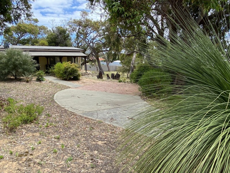 50 Yeedong Road, Falcon WA 6210