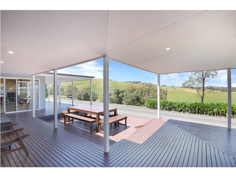 4 Cochrane Court, Wandong VIC 3758