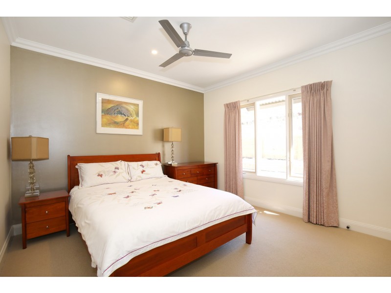 4 Cochrane Court, Wandong VIC 3758
