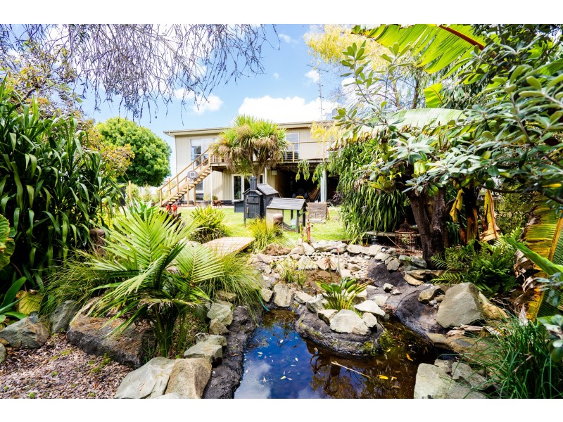 10 Newcombe Street, Marengo VIC 3233