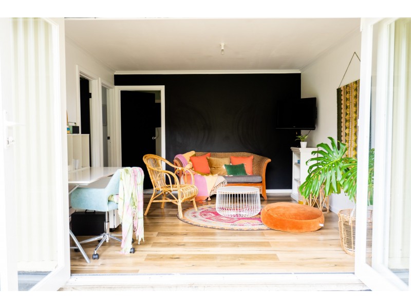 10 Newcombe Street, Marengo VIC 3233