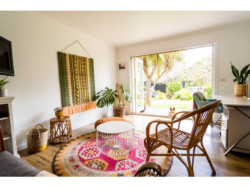 10 Newcombe Street, Marengo VIC 3233