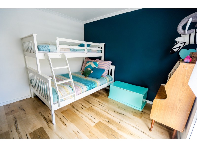 10 Newcombe Street, Marengo VIC 3233