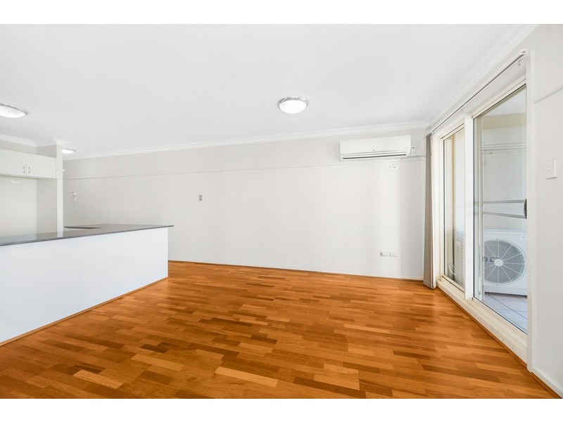 808/91A Bridge Rd, Westmead NSW 2145