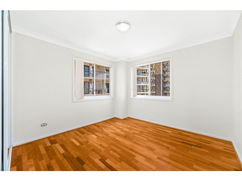 808/91A Bridge Rd, Westmead NSW 2145