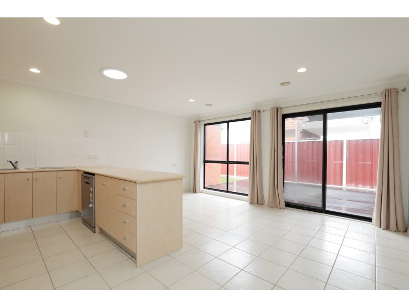 9/10-16 Nepean Court, Wyndham Vale VIC 3024
