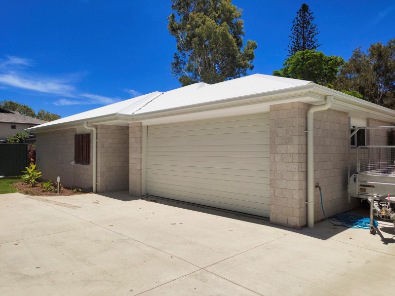 216 Cypress Street, Urangan QLD 4655
