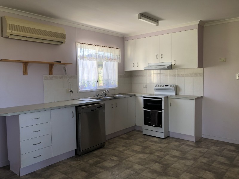 20 Potter Avenue, Emmaville NSW 2371