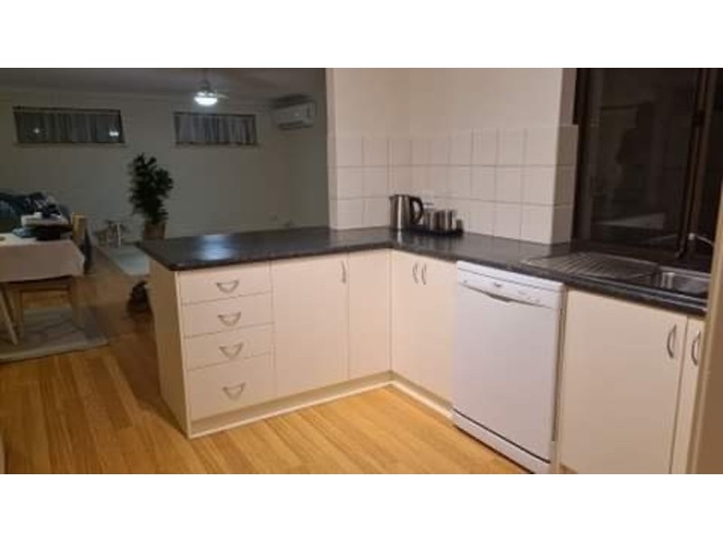 7 Elmore Way, Dudley Park WA 6210