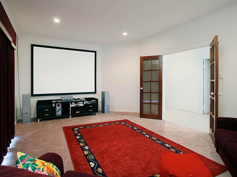 8 Wallace Street, Mundijong WA 6123