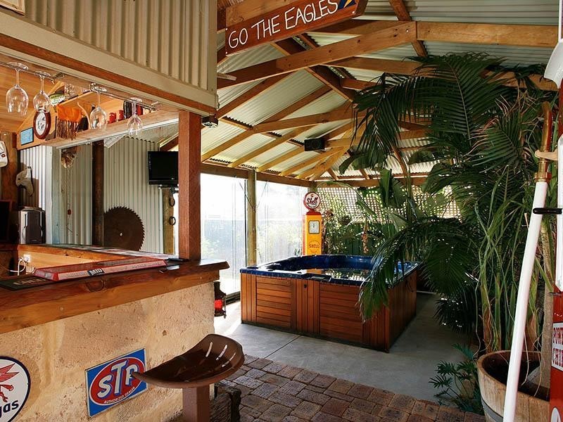 8 Wallace Street, Mundijong WA 6123