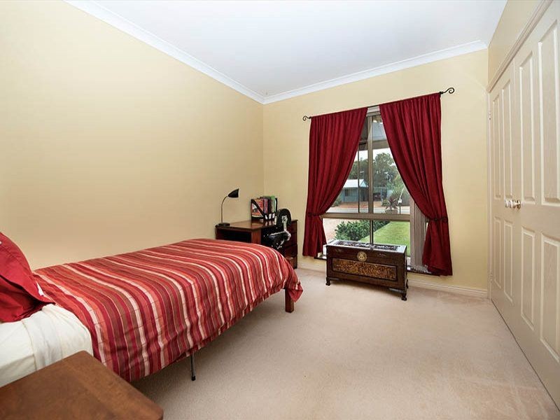 72 Williamson Avenue, Narrikup WA 6326