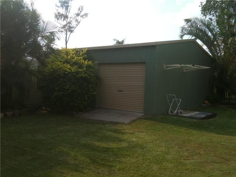 8 YEATAS CRESCENT, Dysart QLD 4745