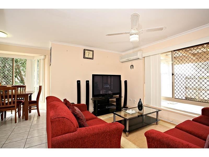 43,30 Meadowlands Road, Carina QLD 4152