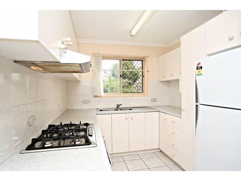 43,30 Meadowlands Road, Carina QLD 4152