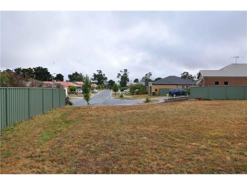 10 Sunline Court, Ballan VIC 3342