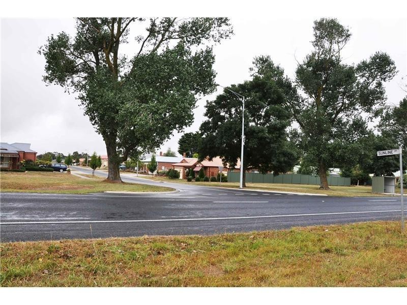 10 Sunline Court, Ballan VIC 3342