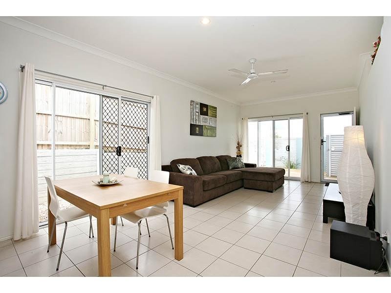 1 Clearpoint Way, Springfield Lakes QLD 4300