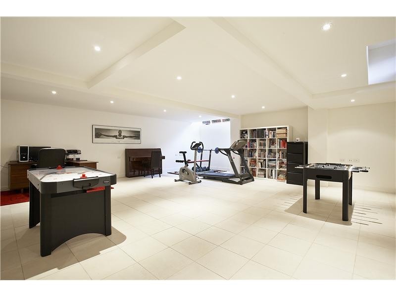 3 Tennis Grove, Caulfield North VIC 3161