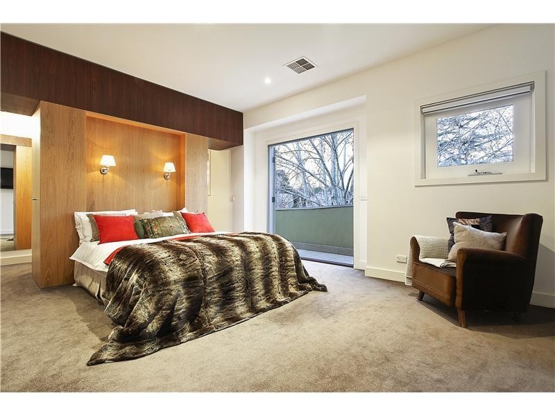 3 Tennis Grove, Caulfield North VIC 3161