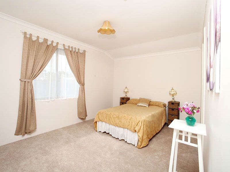 9 Griffin Close, Langford WA 6147