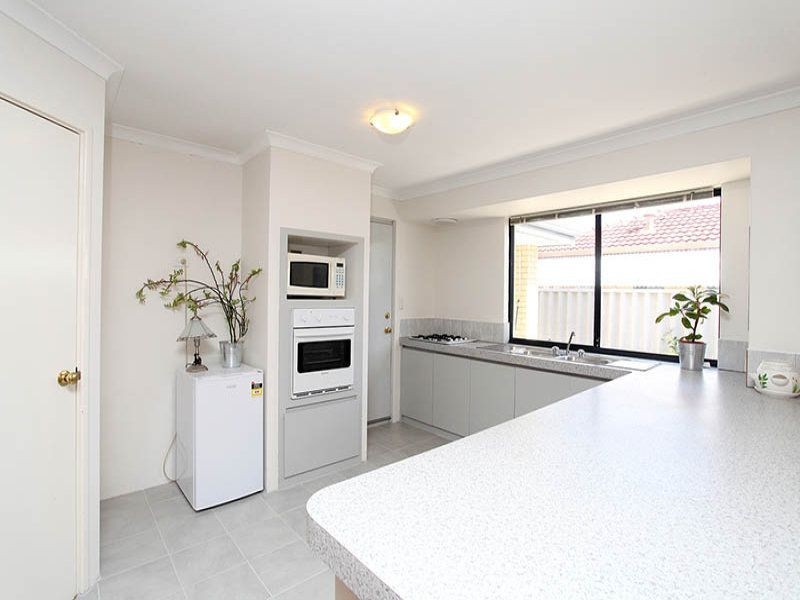 9 Griffin Close, Langford WA 6147