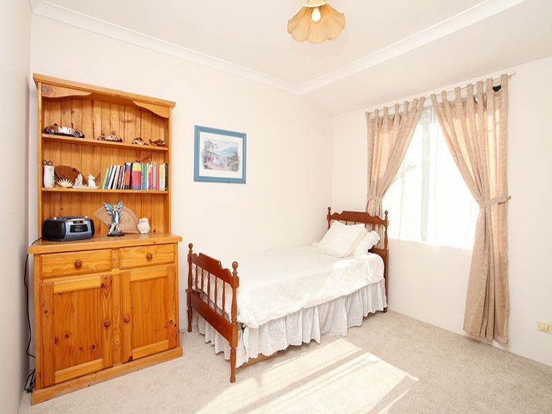 9 Griffin Close, Langford WA 6147