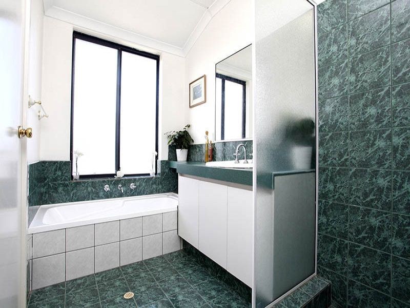 9 Griffin Close, Langford WA 6147