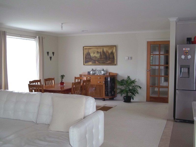 11 Mirabelle Street, Pakenham VIC 3810