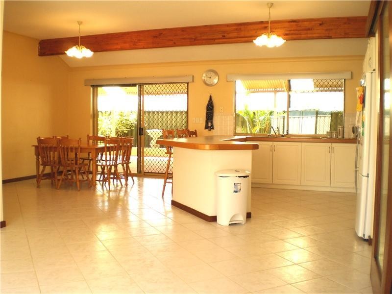 84 Brenchley Drive, Atwell WA 6164