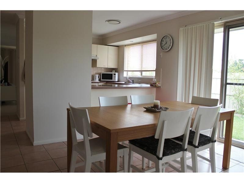 5 Pro Hart Place, Coombabah QLD 4216