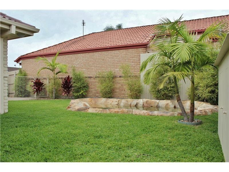 5 Pro Hart Place, Coombabah QLD 4216