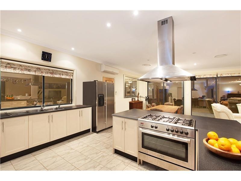 82 Buff Point Avenue, Buff Point NSW 2262