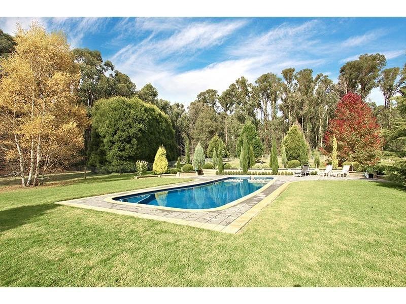 201 Edenvale Crescent, Kinglake West VIC 3757