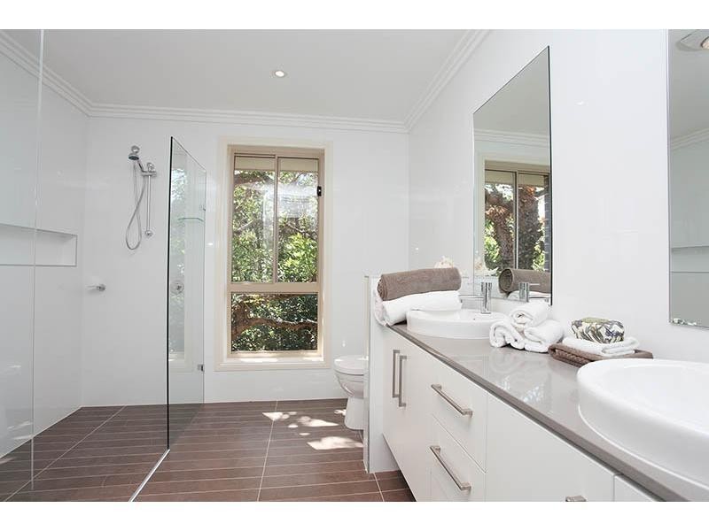 1 woodlands ave, Pymble NSW 2073