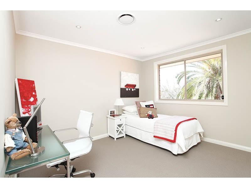1 woodlands ave, Pymble NSW 2073