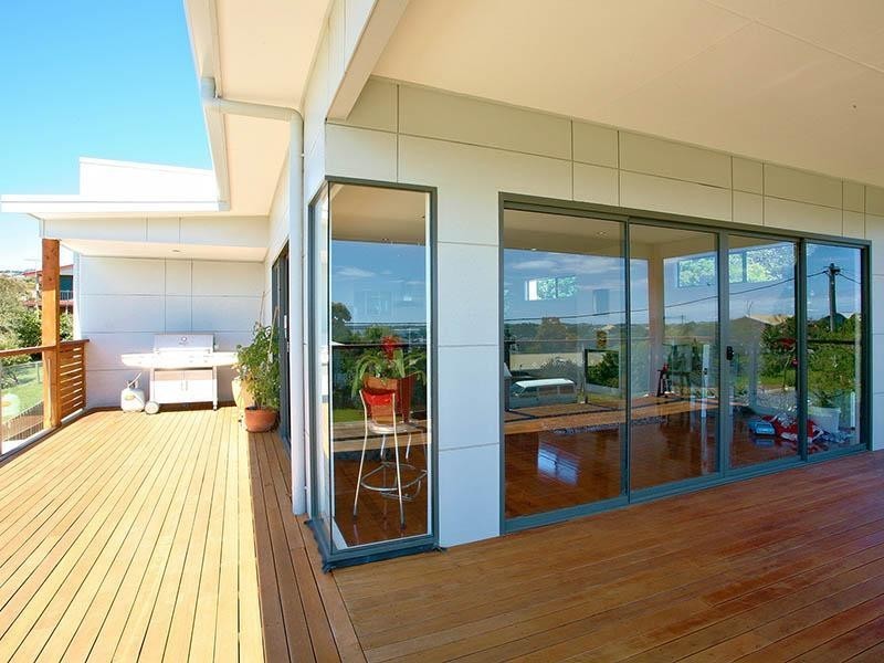 8 Wonthaggi Crescent, San Remo VIC 3925
