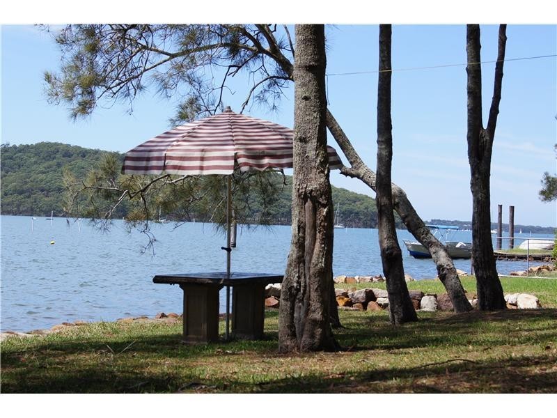 68 Eastslope Way, North Arm Cove NSW 2324