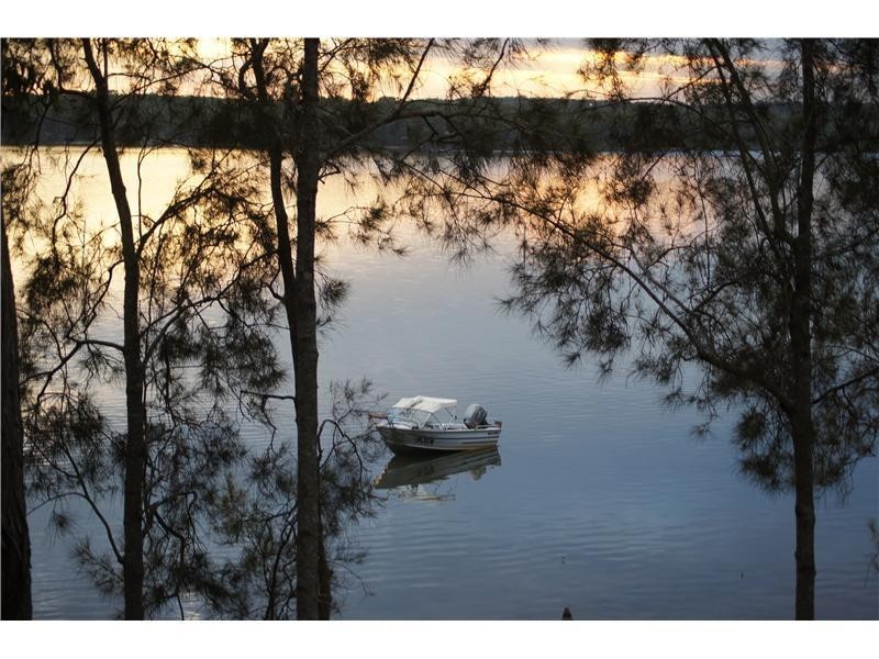 68 Eastslope Way, North Arm Cove NSW 2324