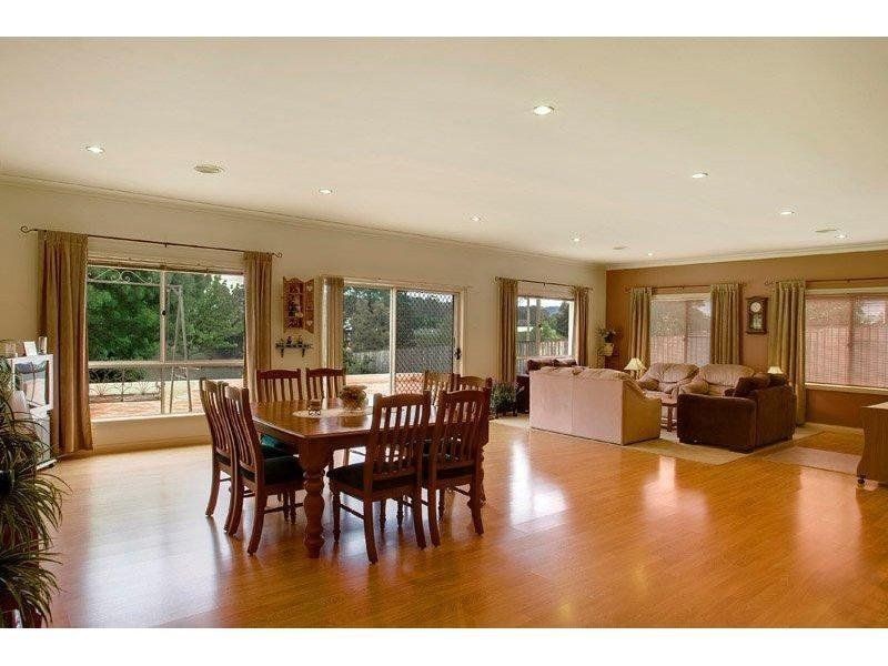 8 Acer Court, Bowral NSW 2576