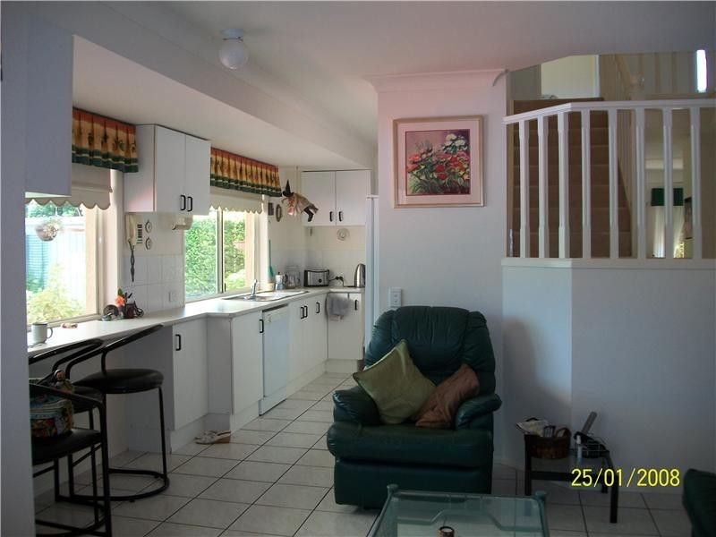 64 Burrendong Road, Coombabah QLD 4216