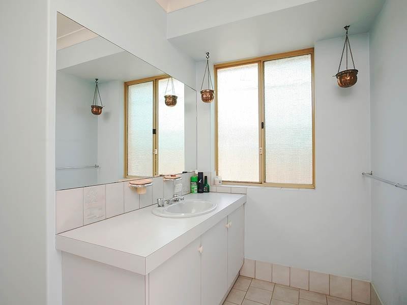 18 Mekong Way, Greenfields WA 6210