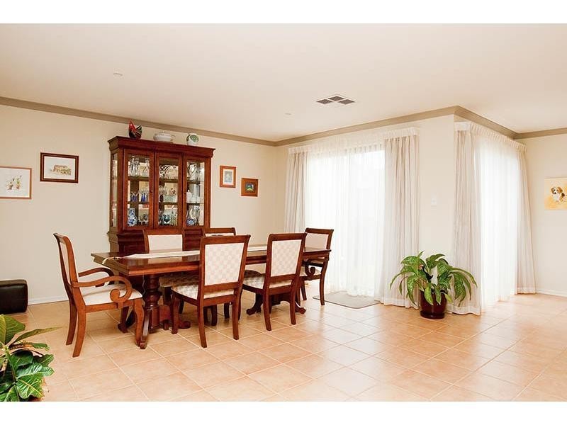 31 FORESHORE COVE, South Yunderup WA 6208