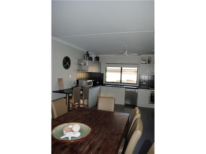 35 Bottlebrush Street, Forrest Beach QLD 4850