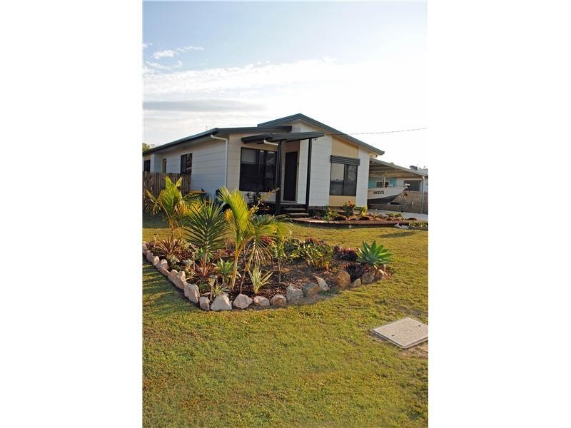 35 Bottlebrush Street, Forrest Beach QLD 4850
