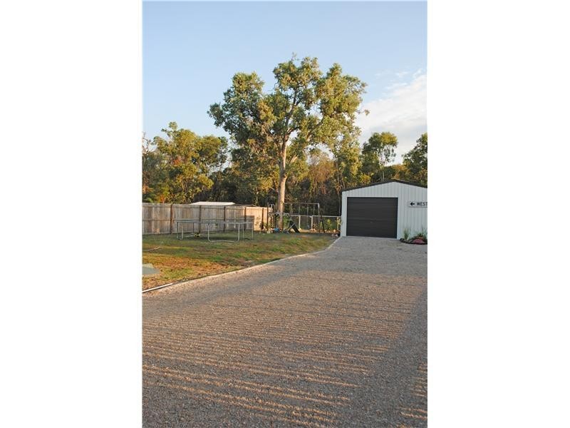 35 Bottlebrush Street, Forrest Beach QLD 4850