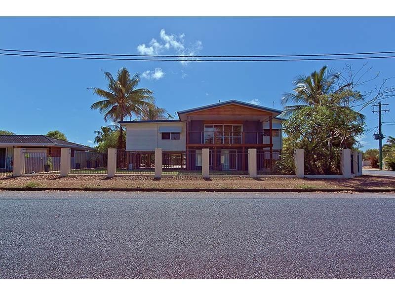 14 Binnington Esplanade, East Mackay QLD 4740
