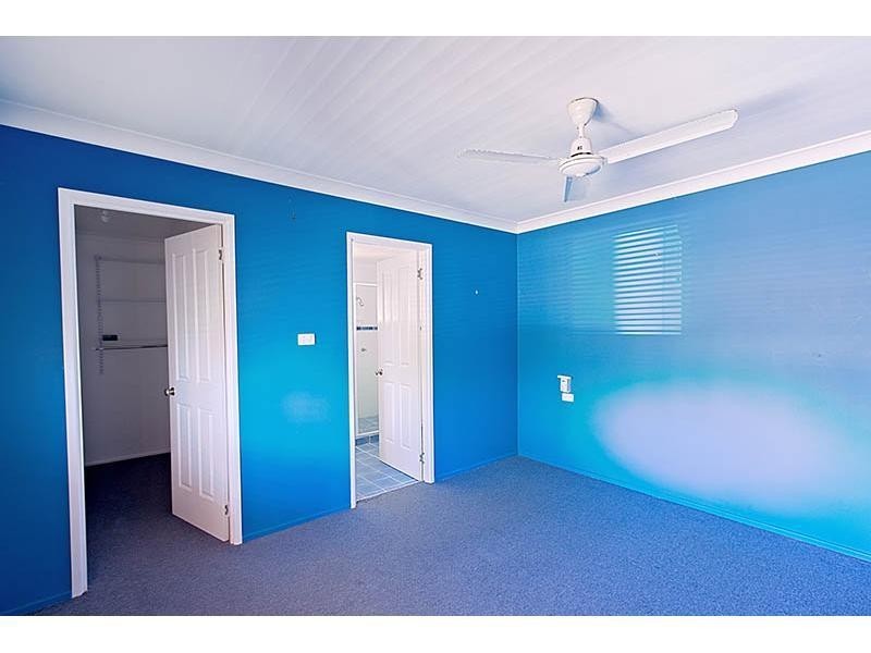 14 Binnington Esplanade, East Mackay QLD 4740