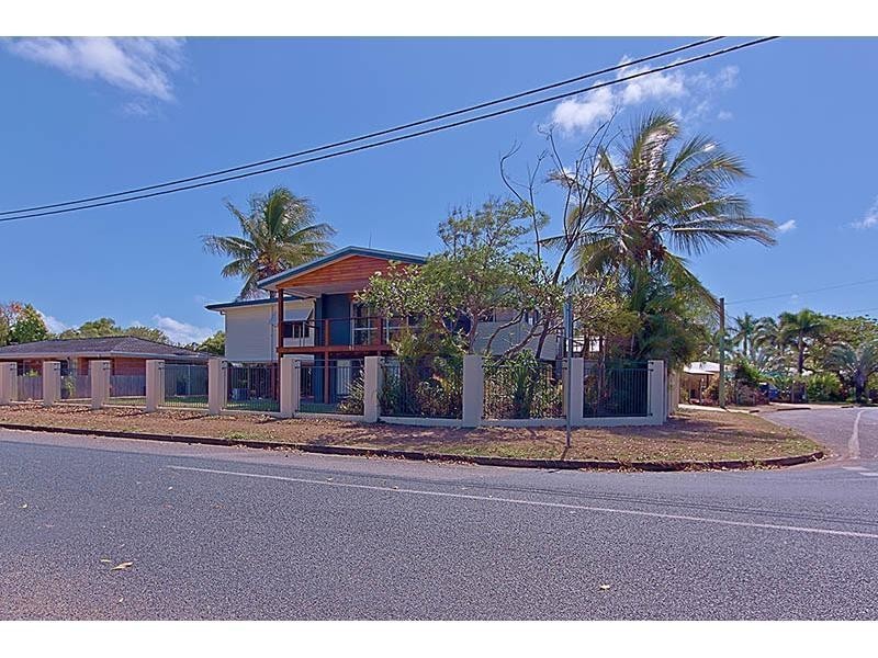 14 Binnington Esplanade, East Mackay QLD 4740