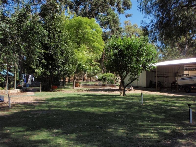 2 Tallangatta Place, Bouvard WA 6211
